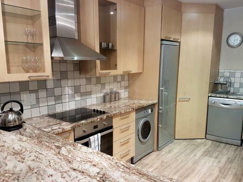 Weom Apartments