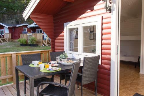 Sel�ter Camping