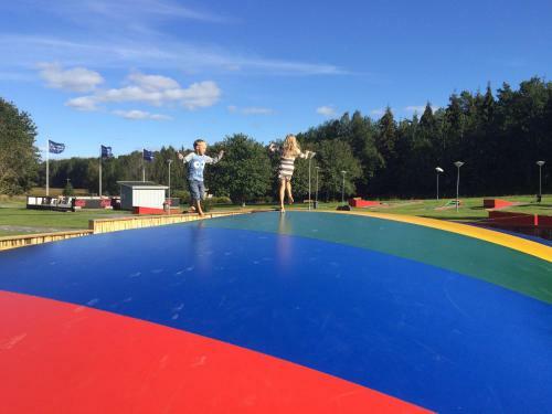 Sel�ter Camping