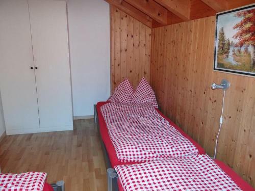 Apartamento B�hl 13