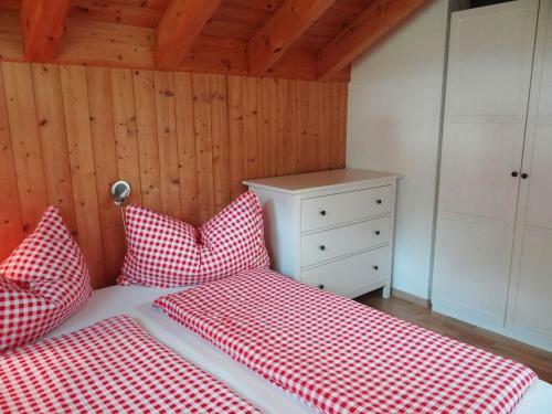 Apartamento B�hl 13