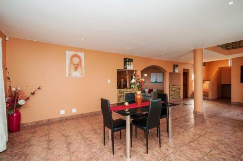 Hostal King Guest Lodge