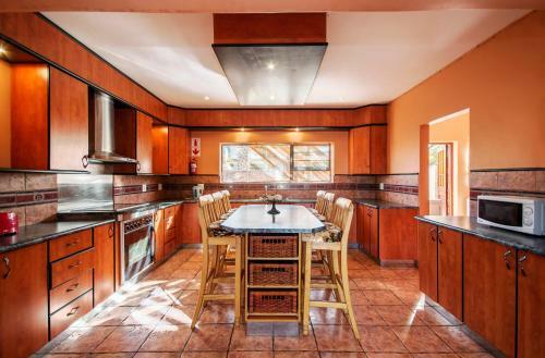 Hostal King Guest Lodge