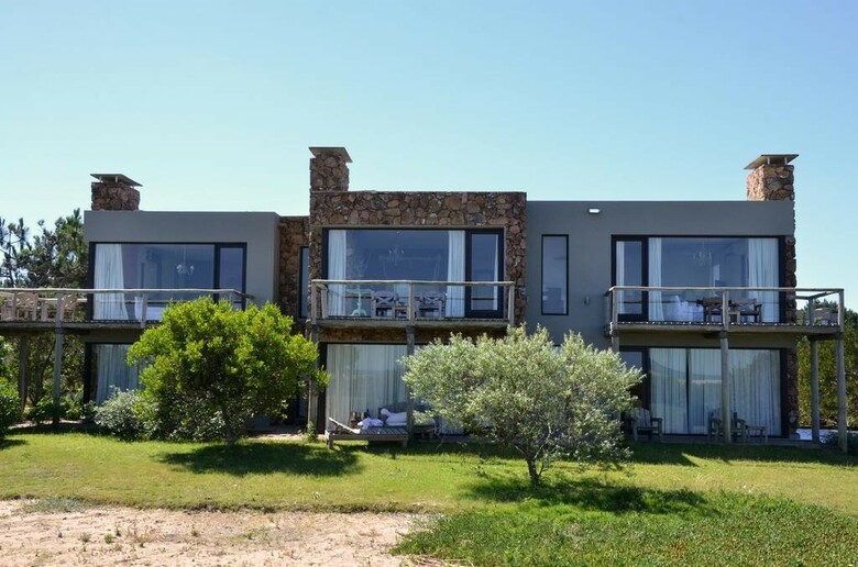 Casa Suaya Hotel
