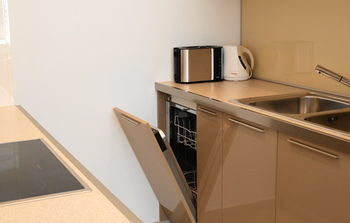 Miro Studio Apartments