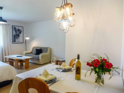 Apartment Chesa Ova Cotschna 303
