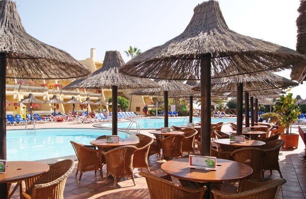 Apartamentos Sol Jand�a Mar