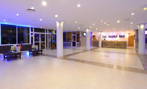Apartamentos Sol Jand�a Mar