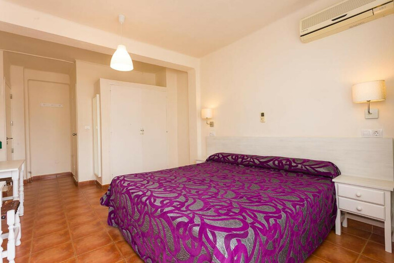 Hostal Sol Y Miel