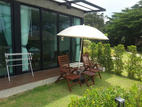 Anatta The Cliff House