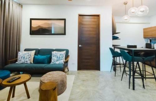 Anatta The Cliff House