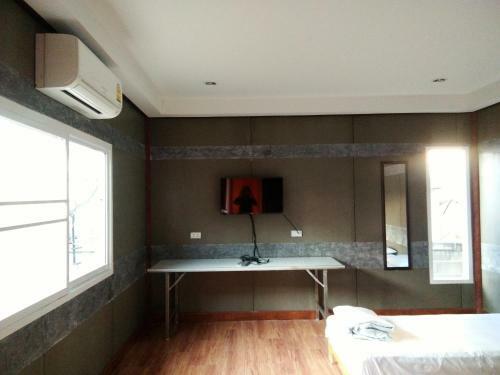 Hostal We Home
