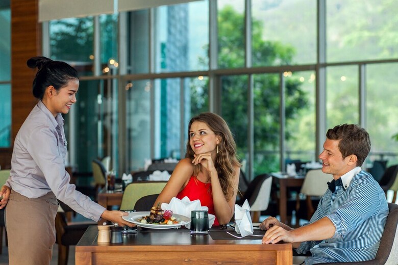 Hotel Wyndham Grand Phuket Kalim Bay
