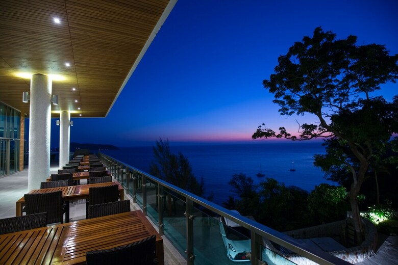Hotel Wyndham Grand Phuket Kalim Bay