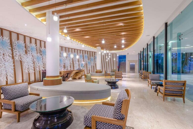 Hotel Wyndham Grand Phuket Kalim Bay