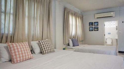 Hostal Yanui Beach Hideaway