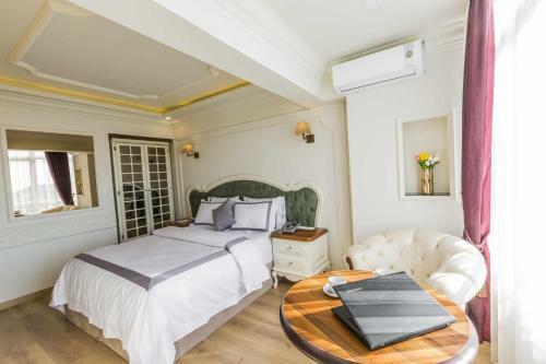 Andalouse Elegant Suite Hotel