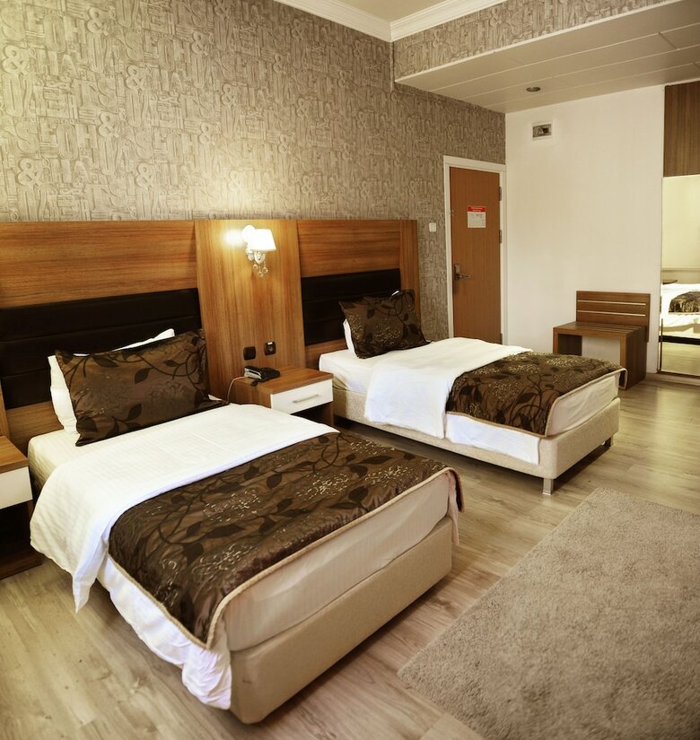 Tanik Hotel