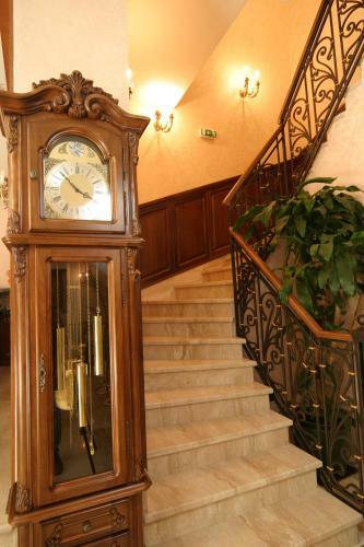 Grand Hotel London