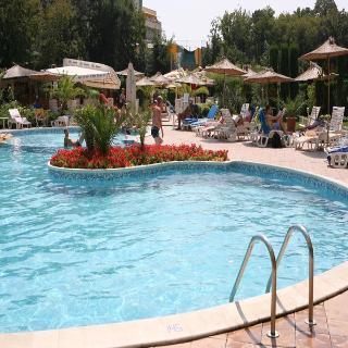 Residencia Joya Park Complex