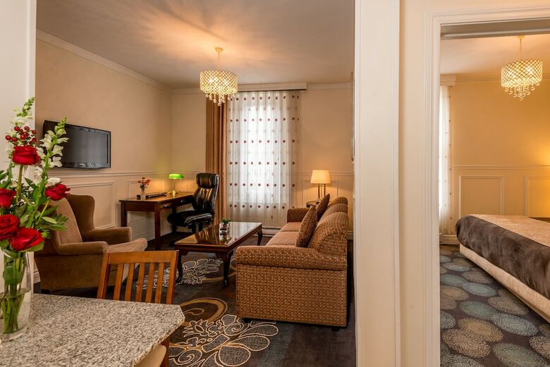 Hotel Parc Suites