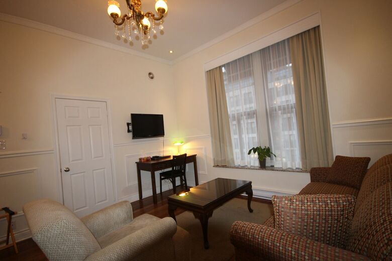 Hotel Parc Suites