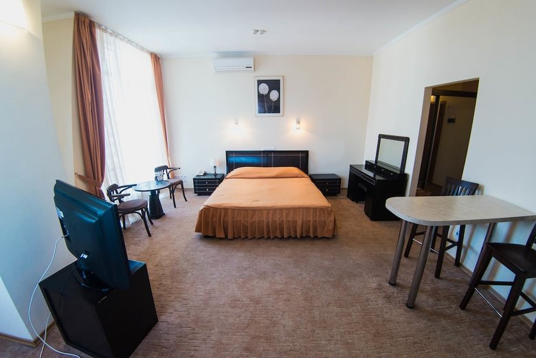 Hotel Black Sea Panteleymonovskaya
