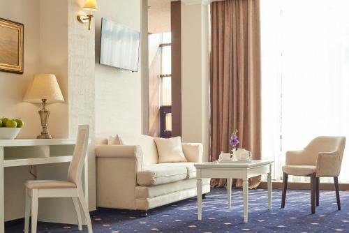Hotel City Holiday Resort & Spa