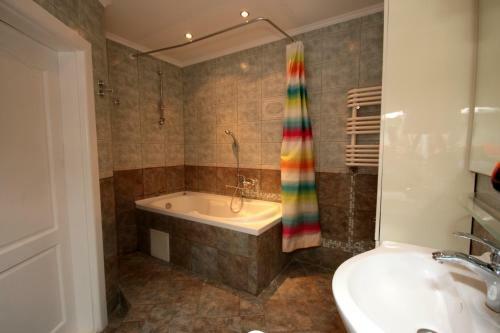 Apartamento Generala Almazova ?partment In Kiev ?enter