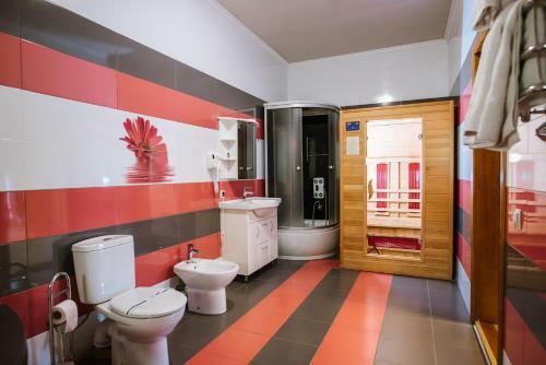 Hotel Golden Crown