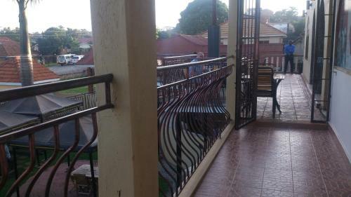 Hostal Arthurs Residence