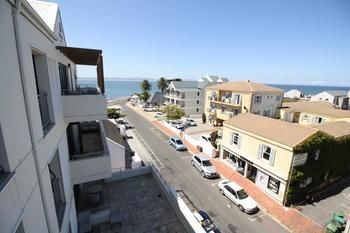 Harbour House Hotel