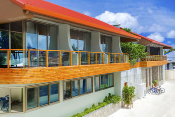 Hotel Kaani Village & Spa