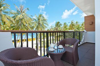 Crystal Sands Beach Hotel