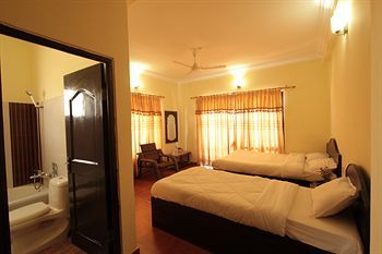 Hotel Pokhara Village Resort