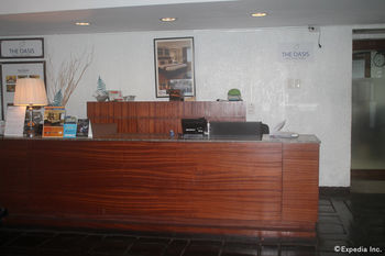 Oasis Paco Park Hotel