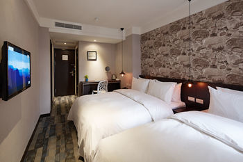Khan Hotel