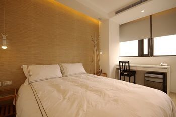Mini West Hotel