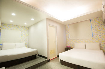 Holiday Fun - Hostel