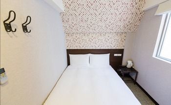 Holiday Fun - Hostel