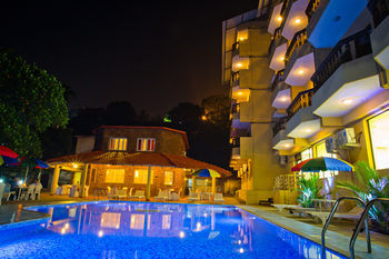 Apartamento Rendezvous Beach Resort