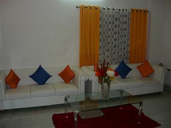 Hotel Humsika Inn