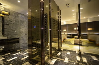 Puli Ease Hotel
