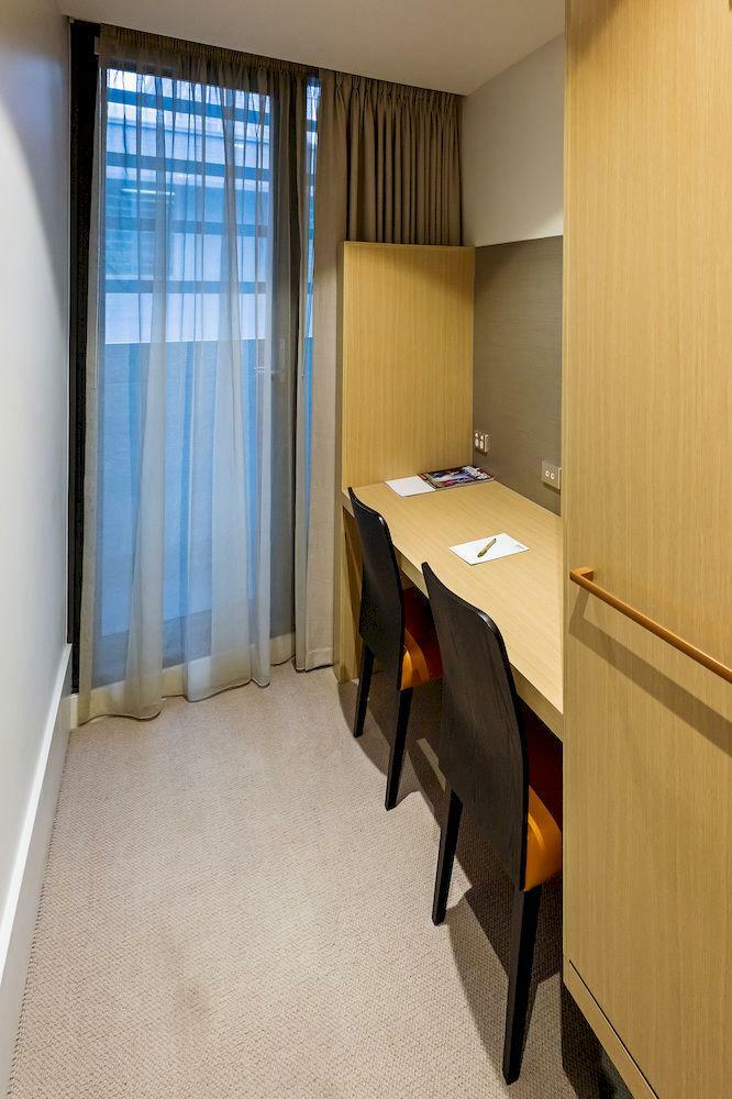 Brady Hotels