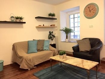 Hi5 Apartments - Central
