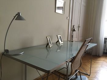 Hi5 Apartments - Central