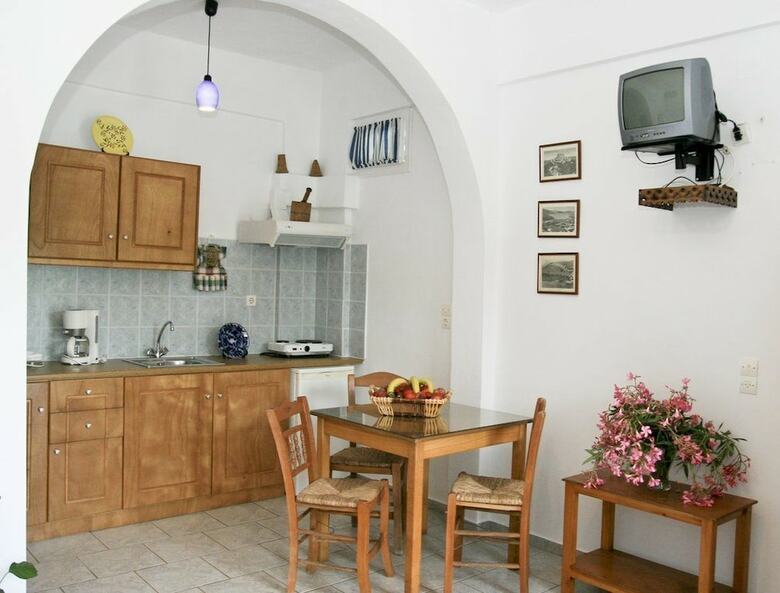 Aparthotel Maganas Hotel