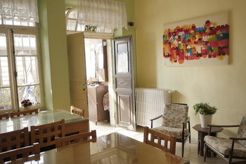 Bed & Breakfast Allenby 2