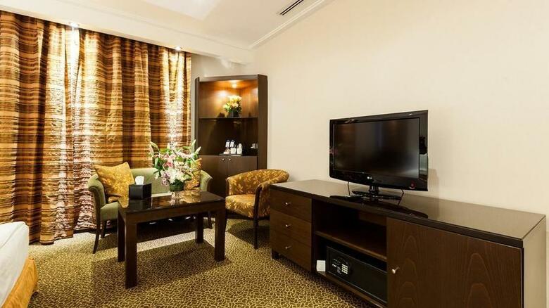 Ayass Hotel