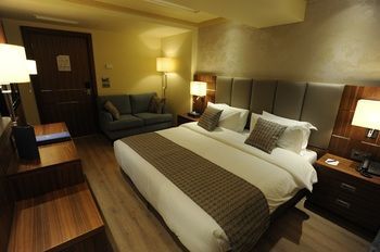 Aparthotel Gems Hotel